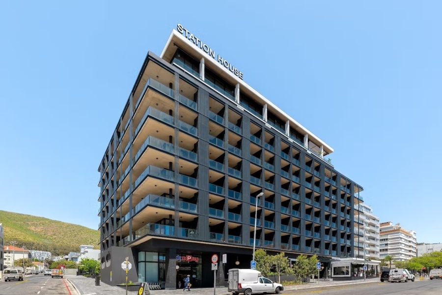 0 Bedroom Property for Sale in Sea Point Western Cape